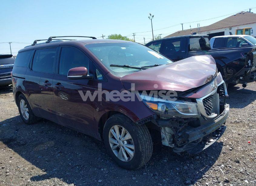 2018 Kia Sedona LX (VIN KNDMB5C18J6378627) main photo
