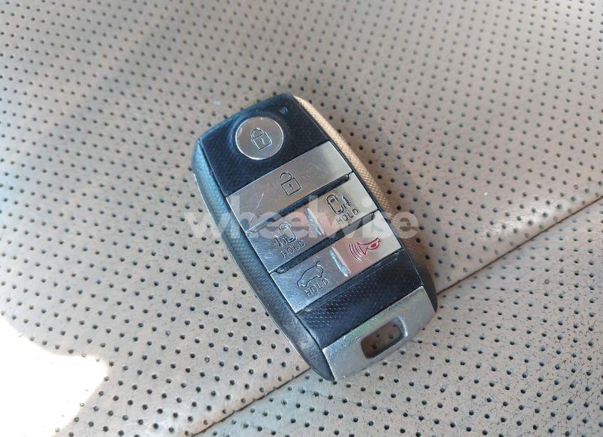 Photo 11 of 2018 Kia Sedona LX (VIN KNDMB5C18J6378627)