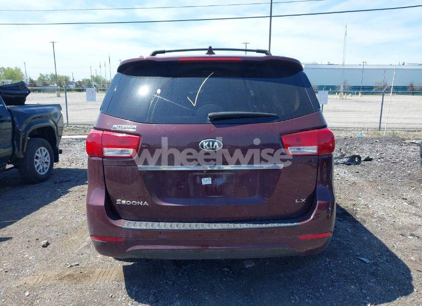 Photo 16 of 2018 Kia Sedona LX (VIN KNDMB5C18J6378627)