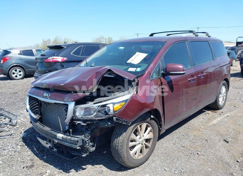 Photo 2 of 2018 Kia Sedona LX (VIN KNDMB5C18J6378627)
