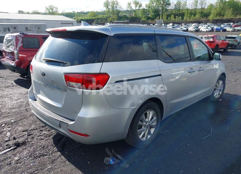Photo 4 of 2015 Kia Sedona LX (VIN KNDMB5C19F6071751)
