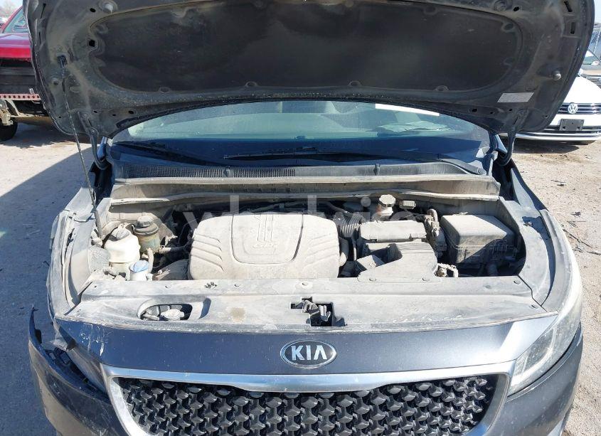 Photo 10 of 2015 Kia Sedona LX (VIN KNDMB5C1XF6040640)