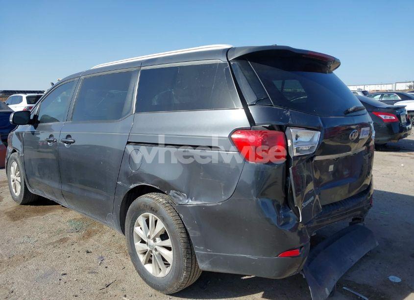 Photo 6 of 2015 Kia Sedona LX (VIN KNDMB5C1XF6040640)