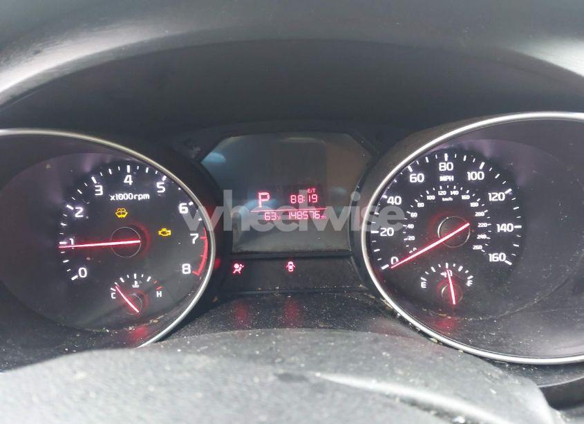 Photo 7 of 2015 Kia Sedona LX (VIN KNDMB5C1XF6052786)