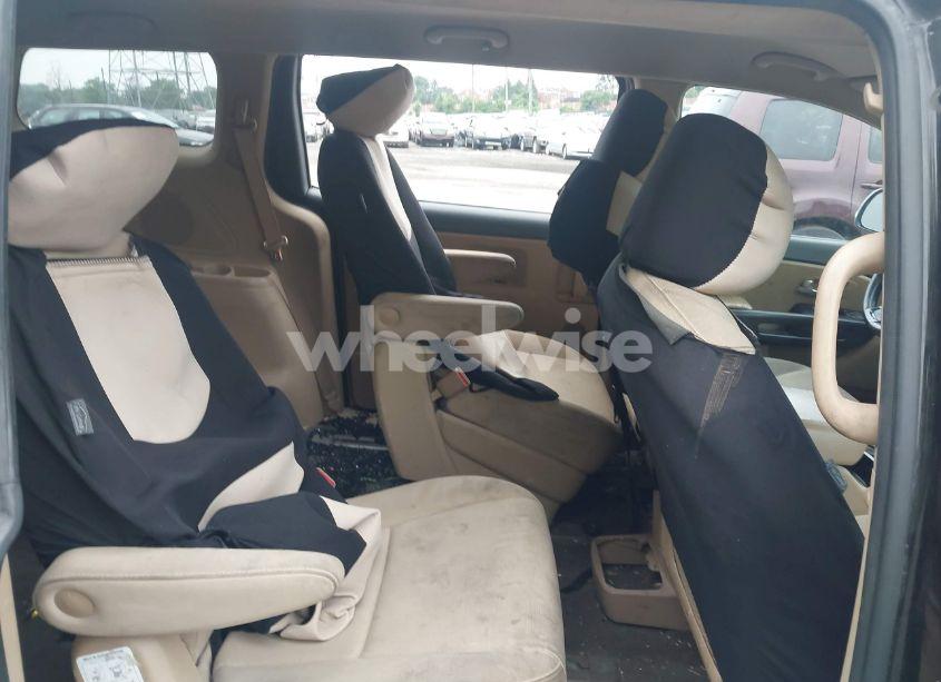 Photo 8 of 2015 Kia Sedona LX (VIN KNDMB5C1XF6052786)