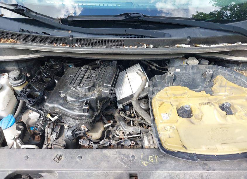 Photo 10 of 2016 Kia Sedona LX (VIN KNDMB5C1XG6110736)