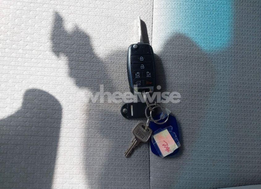 Photo 11 of 2016 Kia Sedona LX (VIN KNDMB5C1XG6110736)