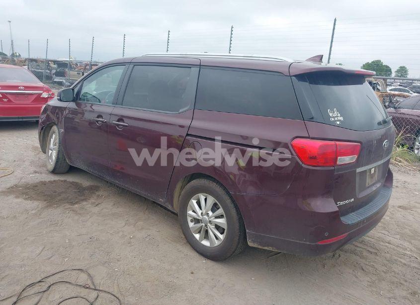 Photo 3 of 2016 Kia Sedona LX (VIN KNDMB5C1XG6150914)