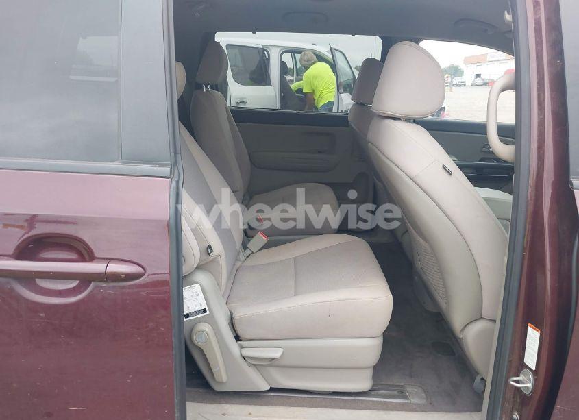 Photo 8 of 2016 Kia Sedona LX (VIN KNDMB5C1XG6150914)