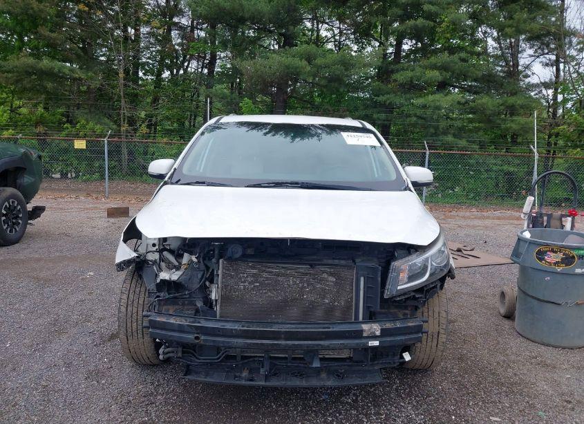 Photo 13 of 2016 Kia Sedona LX (VIN KNDMB5C1XG6164456)