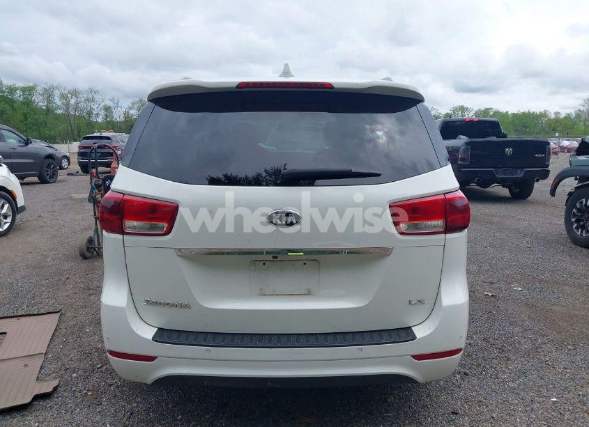 Photo 17 of 2016 Kia Sedona LX (VIN KNDMB5C1XG6164456)