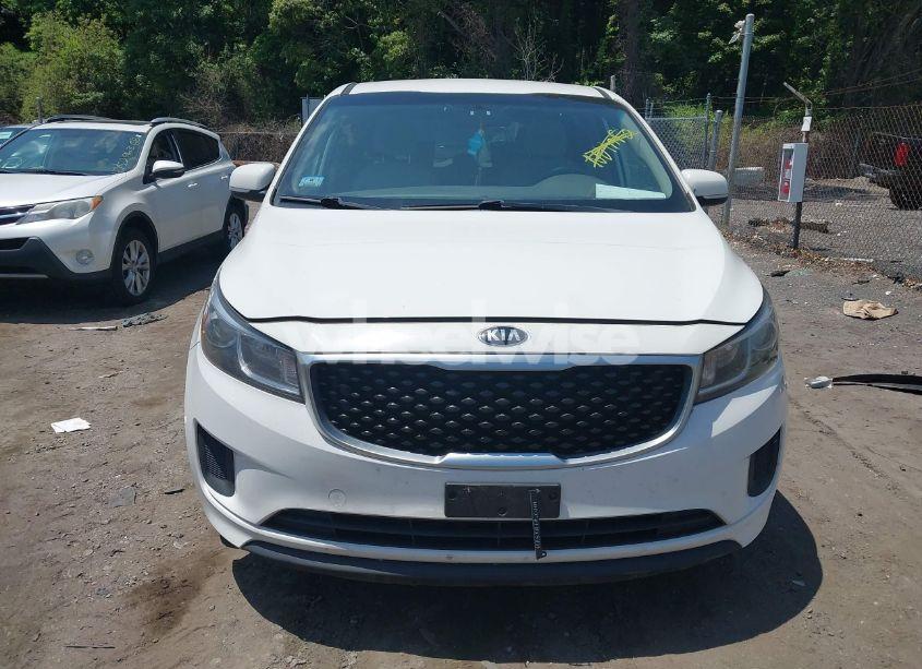 Photo 12 of 2018 Kia Sedona LX (VIN KNDMB5C1XJ6383165)