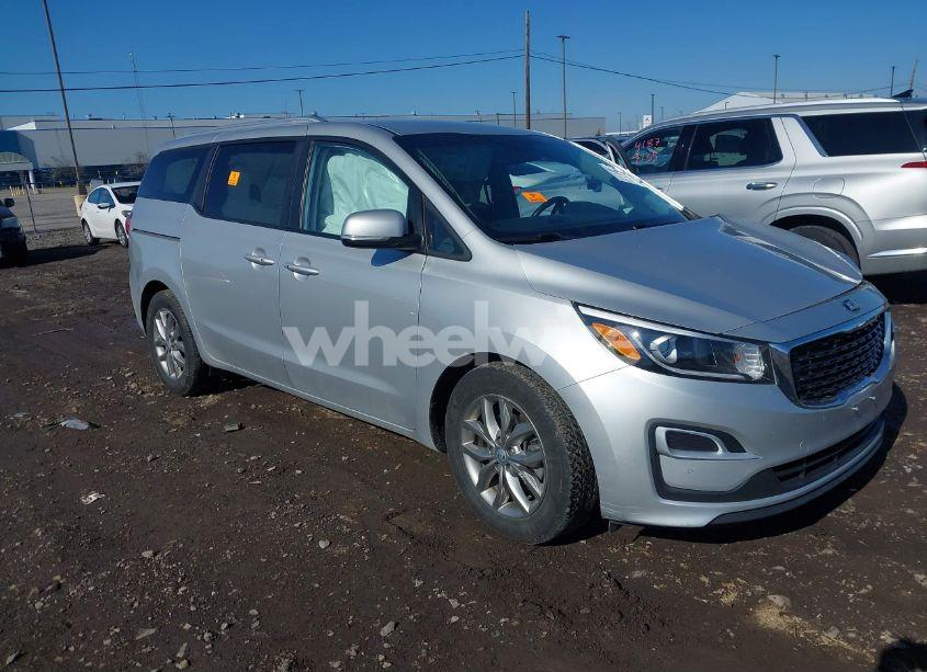 2020 Kia Sedona EX (VIN KNDMB5C1XL6613984) main photo