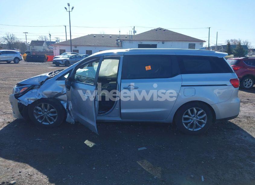 Photo 14 of 2020 Kia Sedona EX (VIN KNDMB5C1XL6613984)