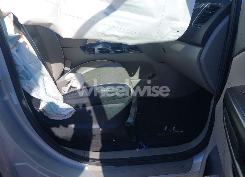 Photo 5 of 2020 Kia Sedona EX (VIN KNDMB5C1XL6613984)