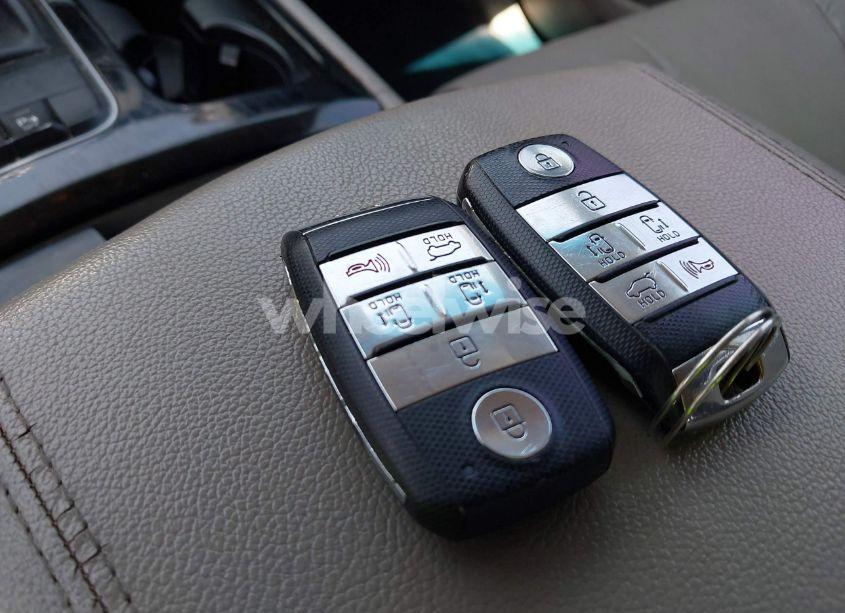 Photo 11 of 2015 Kia Sedona EX (VIN KNDMC5C10F6024508)