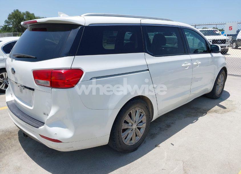 Photo 4 of 2015 Kia Sedona EX (VIN KNDMC5C10F6024508)