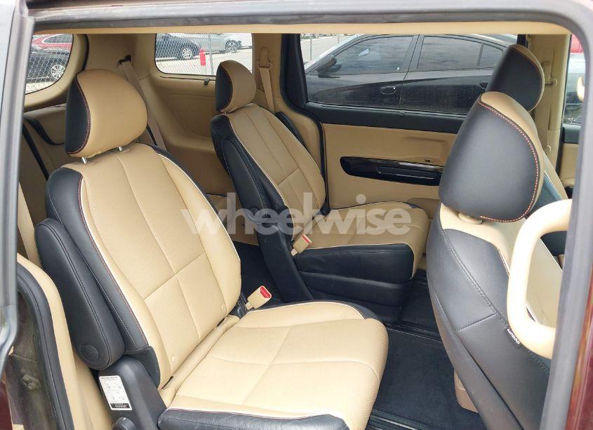 Photo 8 of 2016 Kia Sedona SX (VIN KNDMC5C10G6161580)