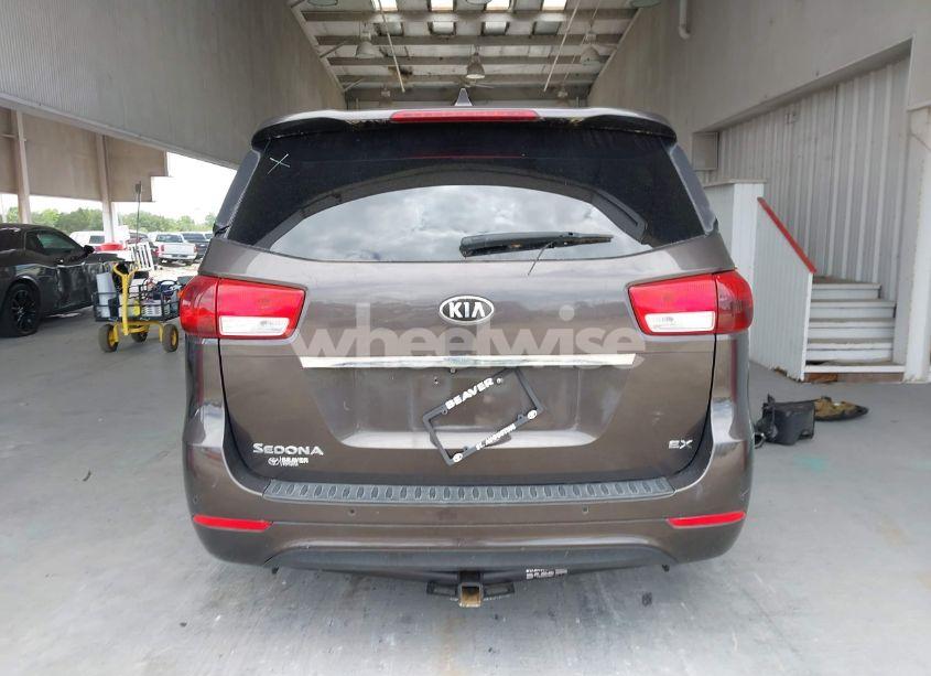 Photo 17 of 2016 Kia Sedona EX (VIN KNDMC5C11G6092611)