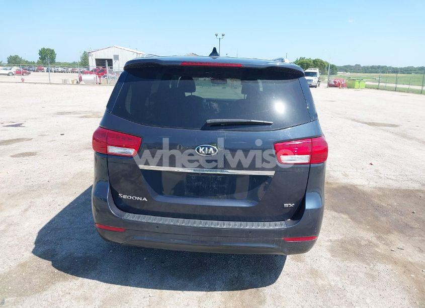 Photo 16 of 2016 Kia Sedona SX (VIN KNDMC5C11G6138342)