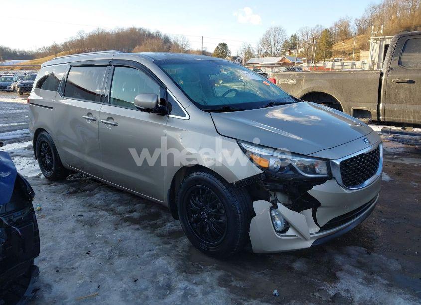 2016 Kia Sedona EX (VIN KNDMC5C11G6159210) main photo