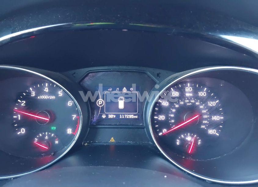 Photo 7 of 2016 Kia Sedona EX (VIN KNDMC5C11G6159210)