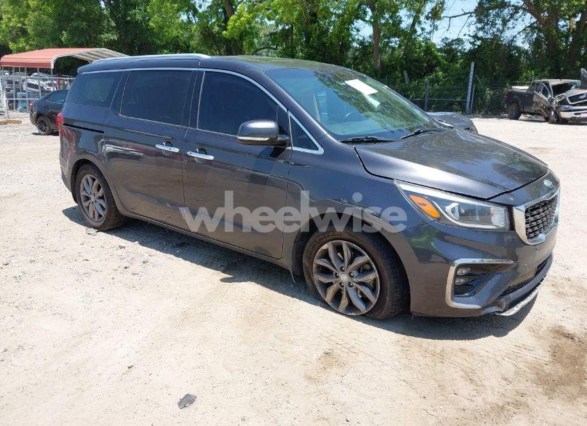 2020 Kia Sedona EX (VIN KNDMC5C12L6643588) main photo