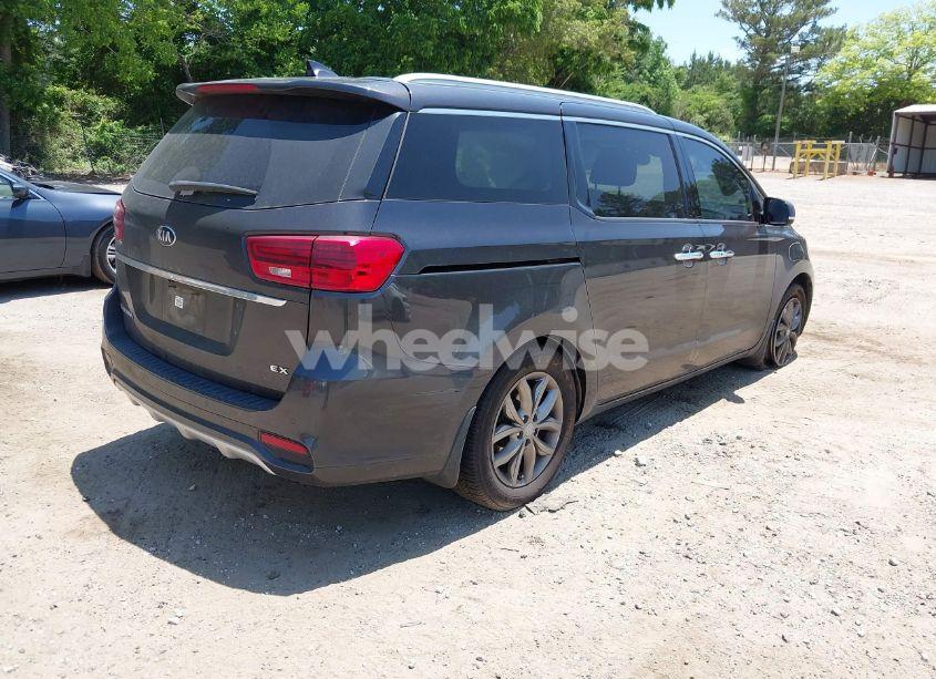 Photo 4 of 2020 Kia Sedona EX (VIN KNDMC5C12L6643588)