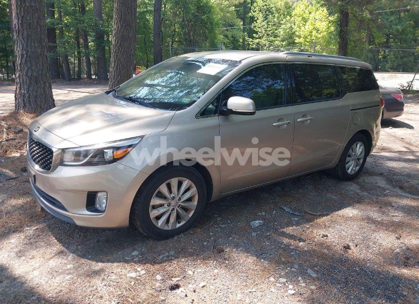 Photo 2 of 2016 Kia Sedona EX (VIN KNDMC5C13G6138620)