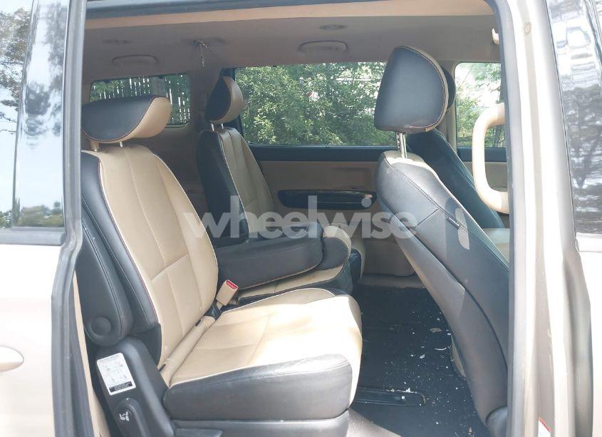 Photo 8 of 2016 Kia Sedona EX (VIN KNDMC5C13G6138620)