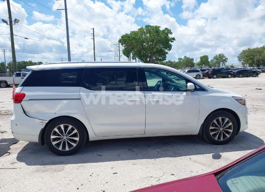 Photo 13 of 2016 Kia Sedona SX (VIN KNDMC5C14G6147472)