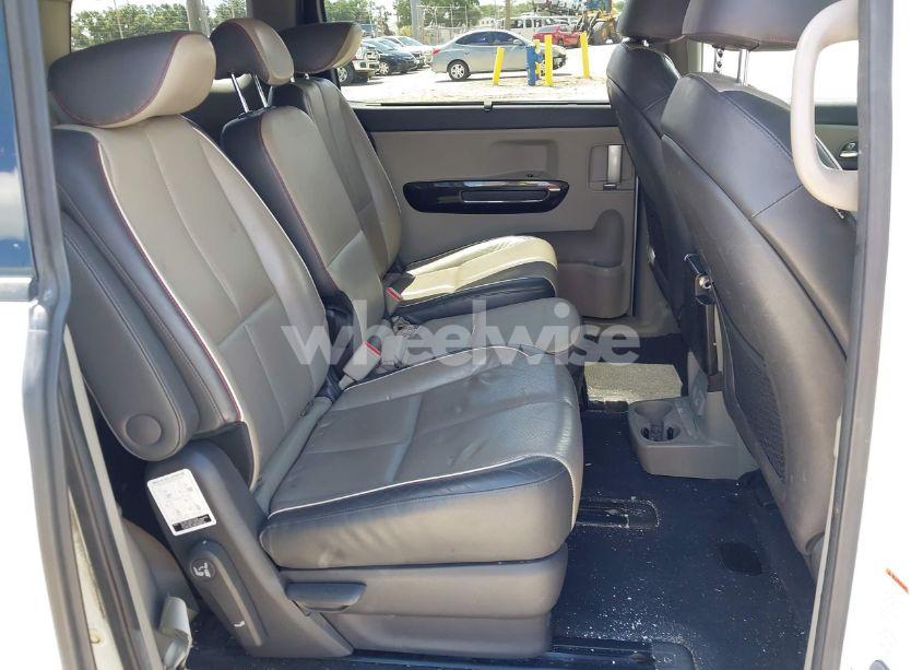 Photo 8 of 2016 Kia Sedona SX (VIN KNDMC5C14G6147472)