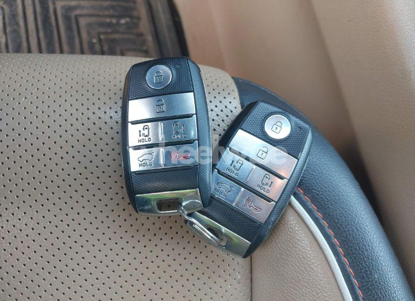 Photo 11 of 2017 Kia Sedona EX (VIN KNDMC5C14H6264129)