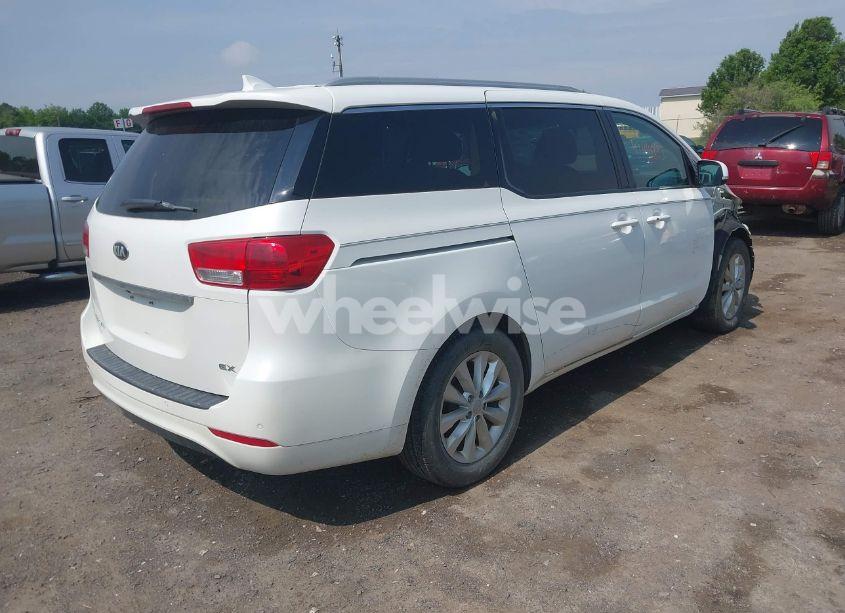 Photo 4 of 2017 Kia Sedona EX (VIN KNDMC5C14H6264129)