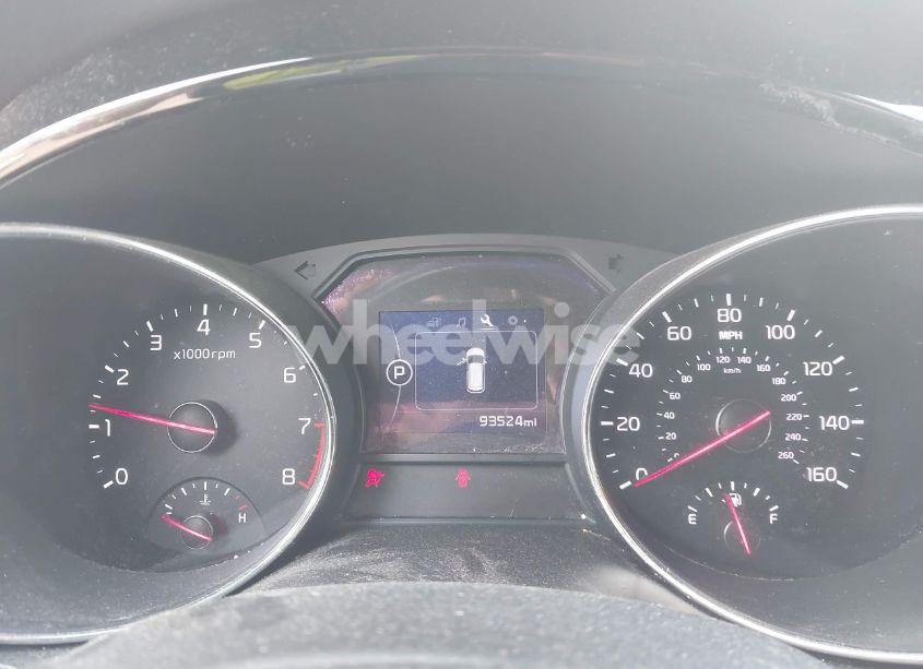 Photo 7 of 2017 Kia Sedona EX (VIN KNDMC5C14H6264129)