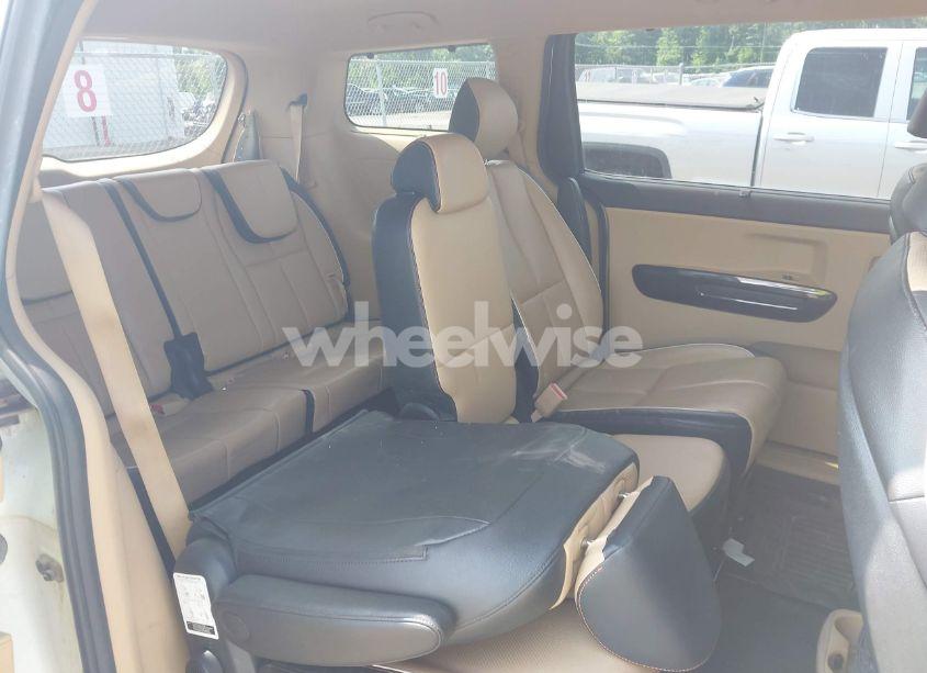 Photo 8 of 2017 Kia Sedona EX (VIN KNDMC5C14H6264129)