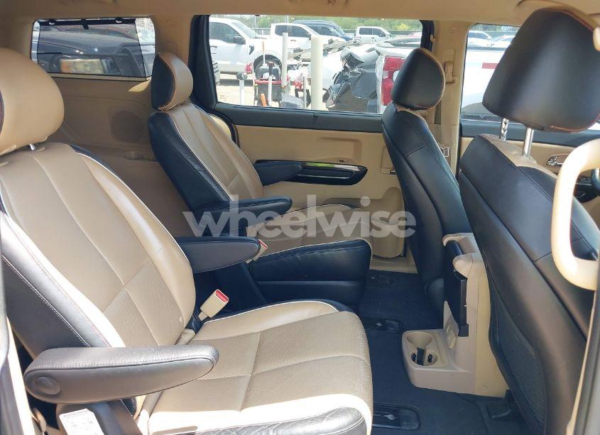 Photo 8 of 2016 Kia Sedona SX (VIN KNDMC5C15G6184482)