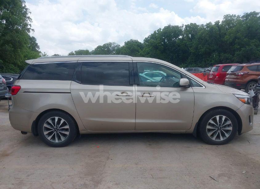 Photo 14 of 2015 Kia Sedona SX (VIN KNDMC5C17F6035229)