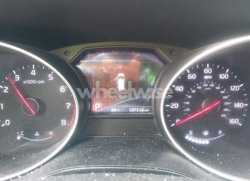 Photo 7 of 2015 Kia Sedona SX (VIN KNDMC5C17F6035229)