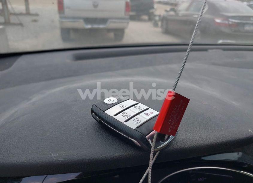 Photo 11 of 2015 Kia Sedona SX (VIN KNDMC5C18F6036504)