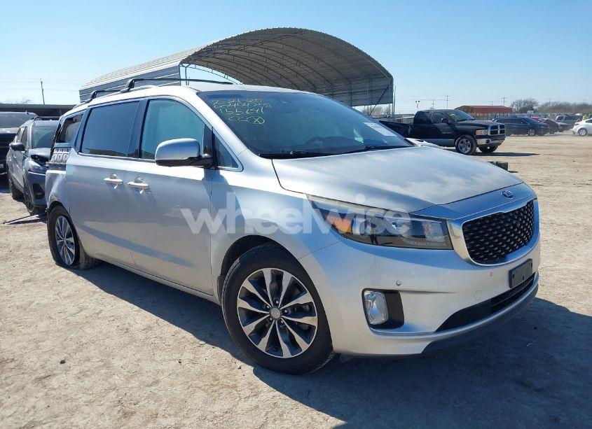 2016 Kia Sedona SX (VIN KNDMC5C18G6155641) main photo