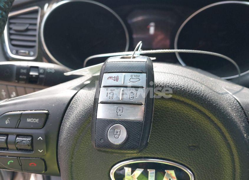 Photo 11 of 2015 Kia Sedona EX (VIN KNDMC5C19F6019940)