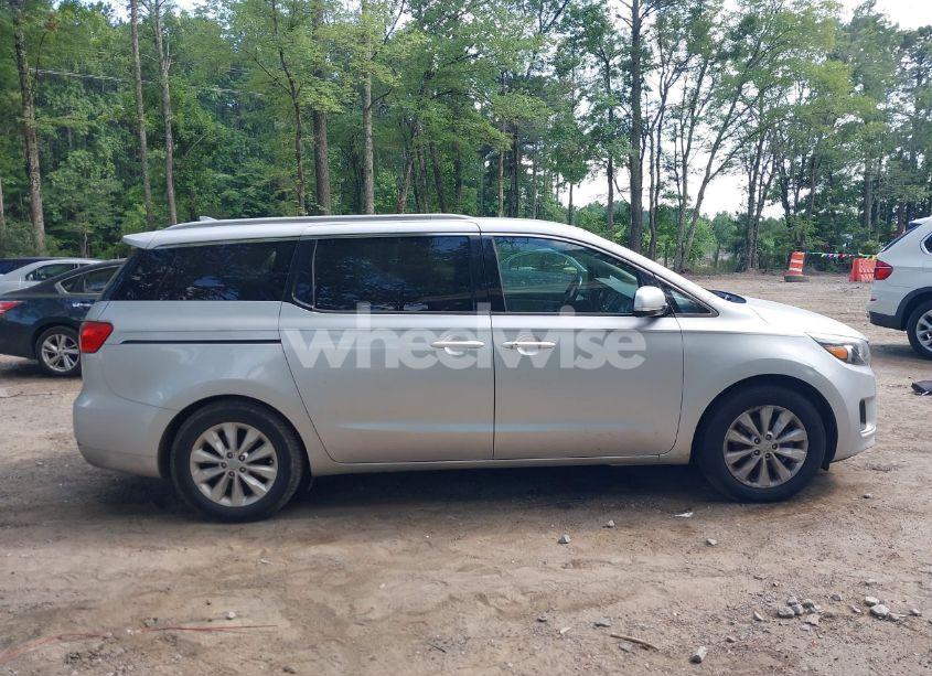 Photo 13 of 2015 Kia Sedona EX (VIN KNDMC5C19F6019940)