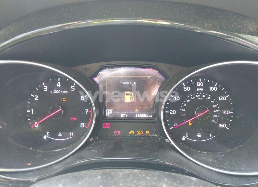 Photo 7 of 2015 Kia Sedona EX (VIN KNDMC5C19F6019940)