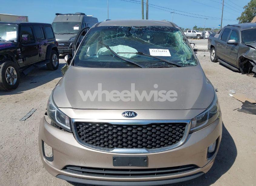 Photo 11 of 2015 Kia Sedona SX (VIN KNDMC5C19F6050492)