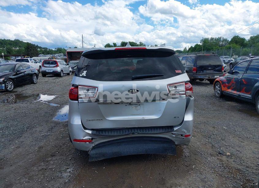 Photo 16 of 2017 Kia Sedona EX (VIN KNDMC5C19H6260836)