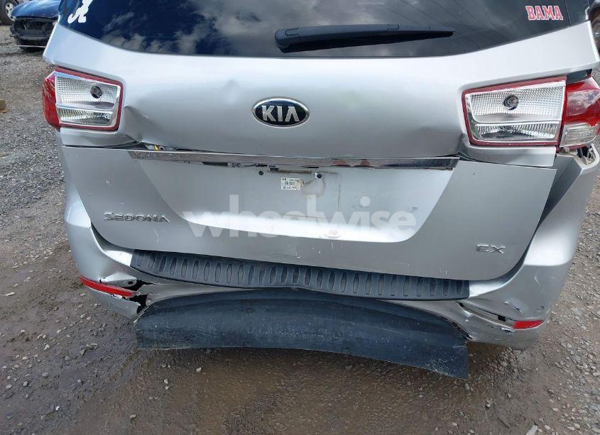Photo 17 of 2017 Kia Sedona EX (VIN KNDMC5C19H6260836)