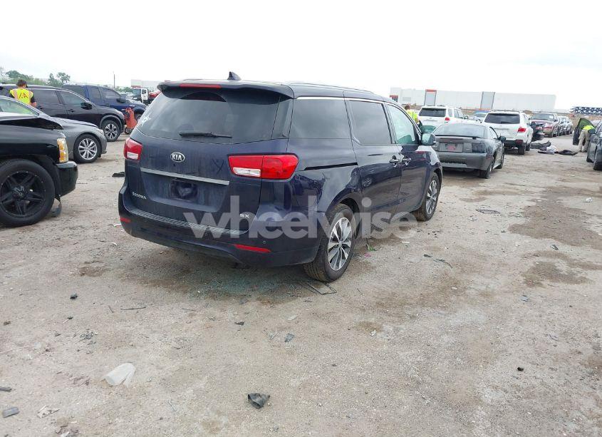Photo 4 of 2018 Kia Sedona SX (VIN KNDMC5C19J6423085)