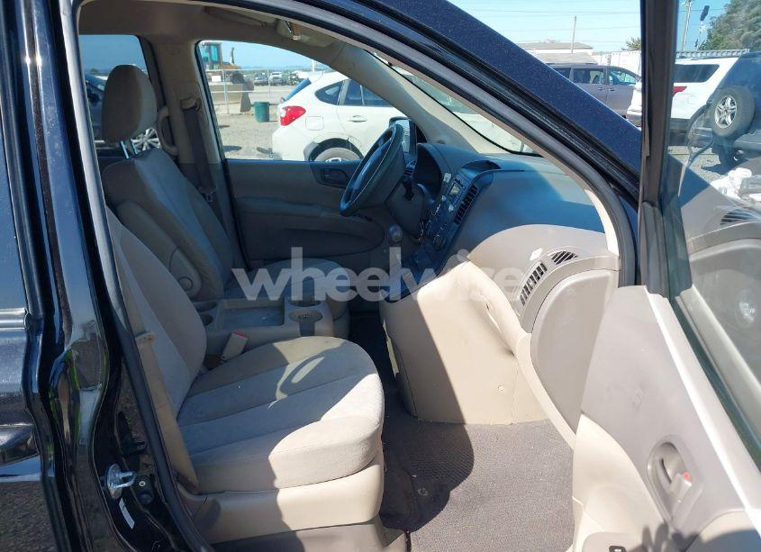 Photo 5 of 2010 Kia Sedona LX (VIN KNDMG4C34A6353639)