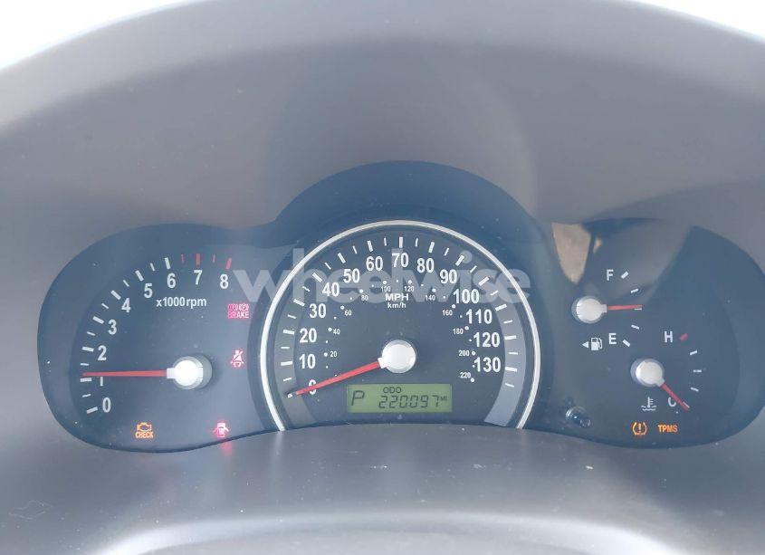 Photo 7 of 2010 Kia Sedona LX (VIN KNDMG4C34A6353639)